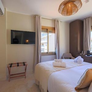 Chambre Standarde Lit Queen-Size